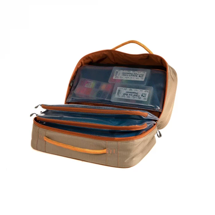 Fishpond Tailwater Fly Tying Kit - Image 4